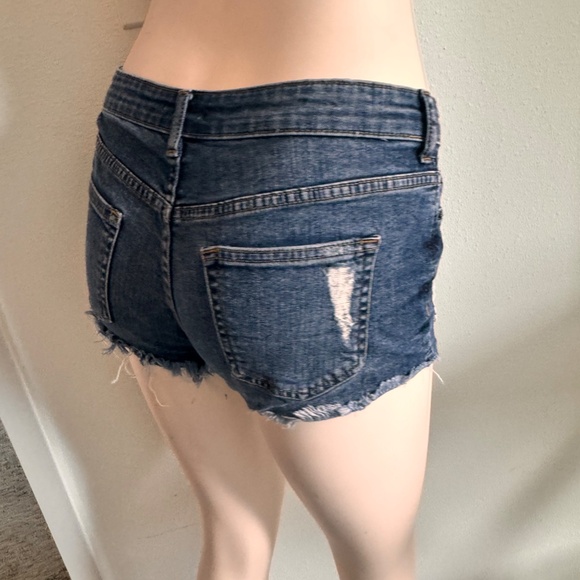 H%M Jean shorts - Picture 6 of 8